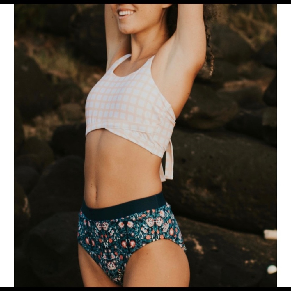 BRAND NEW Floral Hipster Swim Bottoms